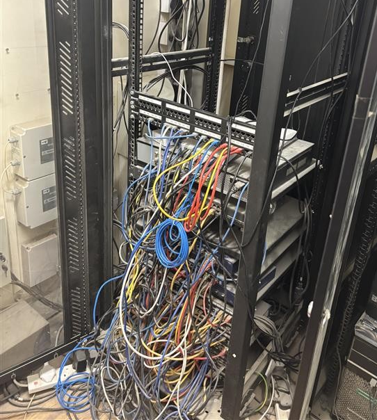 comms-cab-before-1